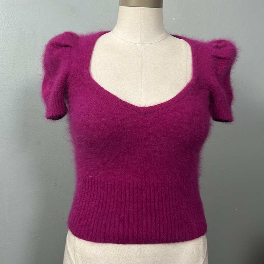 Moda International Angora Blend Sweater Sweat heart neckline size XS puff sleeve